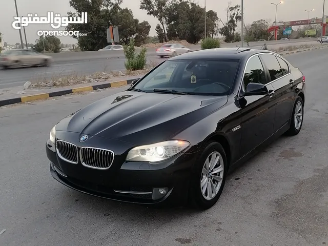 BMW 5 Series 528 in Tripoli