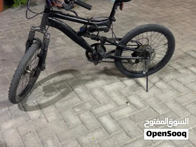 سيكل شبه جديد بسعر مناسب
