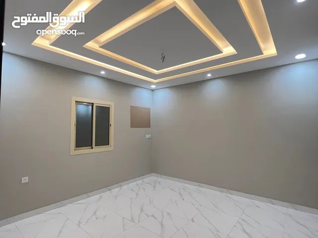 200 m2 5 Bedrooms Apartments for Rent in Jeddah Al Marikh