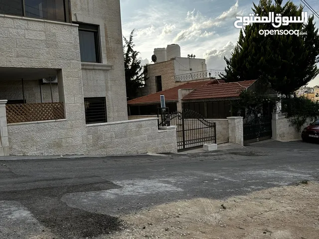 110 m2 3 Bedrooms Apartments for Rent in Amman Al Kamaliya