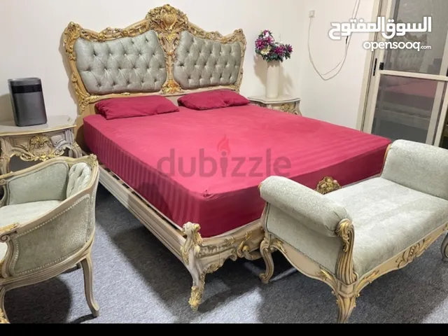 classic bed set used
