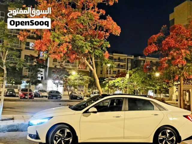 2021 هيونداي النترا Limited