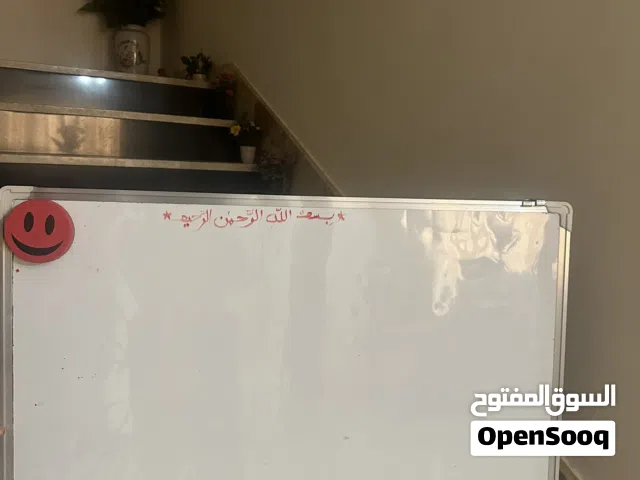 سبورة بيضا للبيع حجم كبير white board