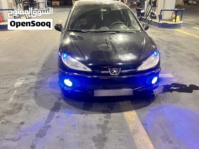2009 بيجو 206 Standard