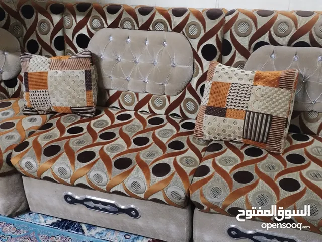 ديوان قنفات تركي الصنع