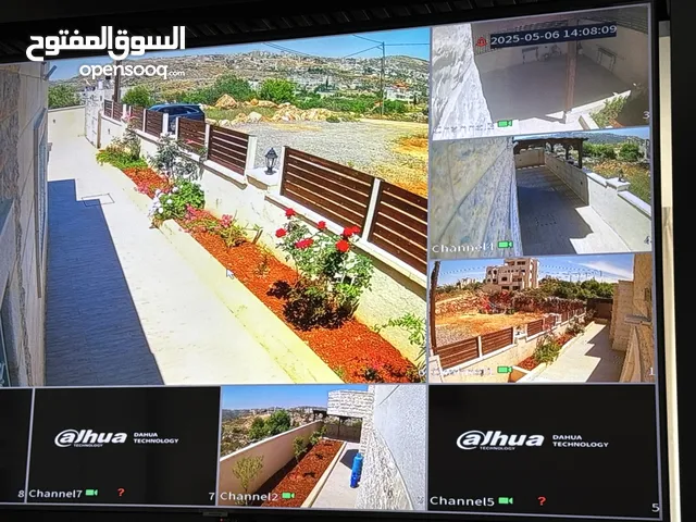 بيت مستقل في يبرود مع قطعة ارض 1410 متر حصص قطعة رقم 55 حوض 4
