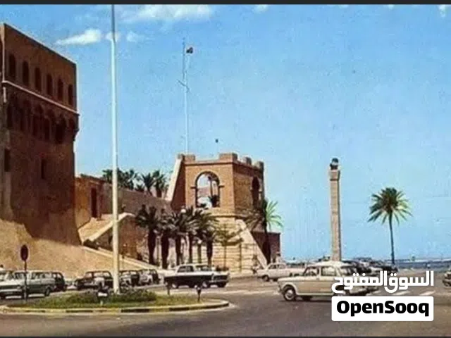 محل تجاري  جملة الرشيد الملابس شارع الكندي