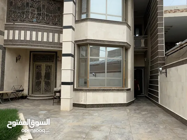 350 m2 More than 6 bedrooms Villa for Rent in Basra Baradi'yah