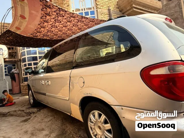 Used Dodge Caravan in Basra