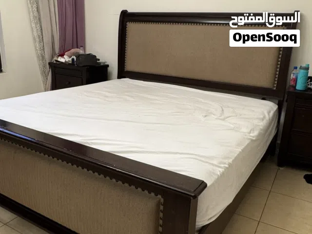 غرفه نوم فاخر من ميداس  سرير بعرض250cm مع اثنين كومدينة