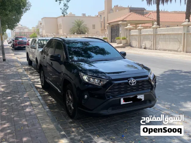 2025 Toyota RAV 4 SE