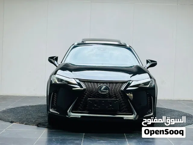 2021 لكزس UX UX 200