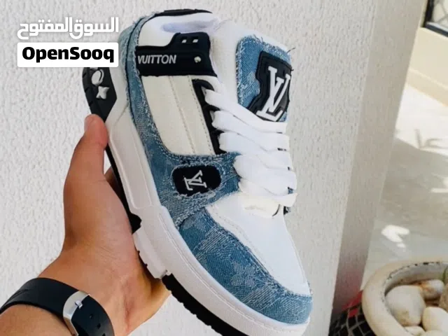حذاء LV رجالي