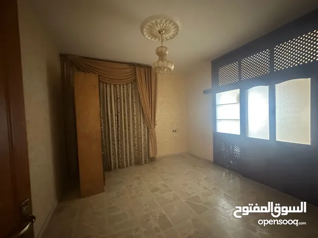 150 m2 3 Bedrooms Apartments for Rent in Nablus Al Makhfeyah