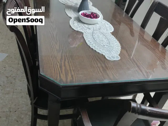طاولة  موديل 2022 للبيع