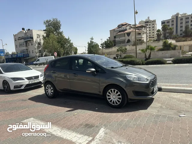 فورد فيستا اتوماتيك 2017 كاش او دفعة وشكات