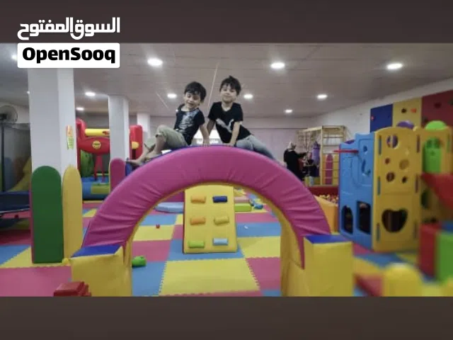 مشروع العاب اطفال مجهز بالكامل من معدات ومكان استراحه للاهل على الشارع الرئيسي مباشره حي الرشيد