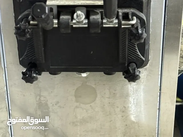 مكنة ايسكريم للبيع