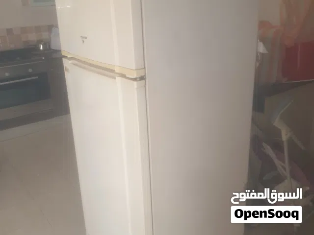 ثلاجه توشيبا مستعمله  سعة 620 لتر وقافيه في حاله جيده