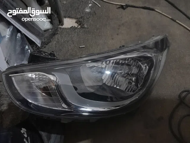 فنار اكسنت 2012 نظيف جهة السواق الأصلي مافيش كسور