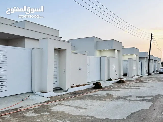 130m2 3 Bedrooms Townhouse for Sale in Tripoli Ain Zara