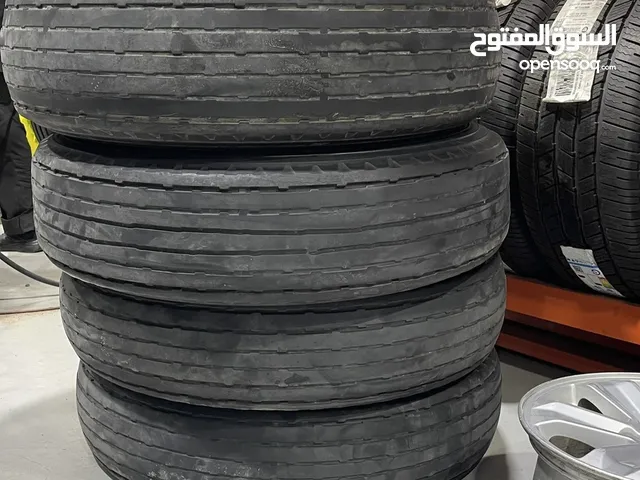 للبيع تواير 900 حجم 17 ماكسس اصلي