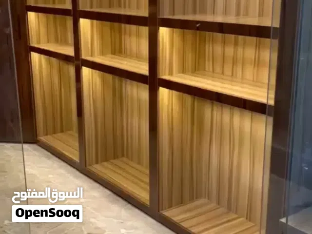 رفوف للبيع