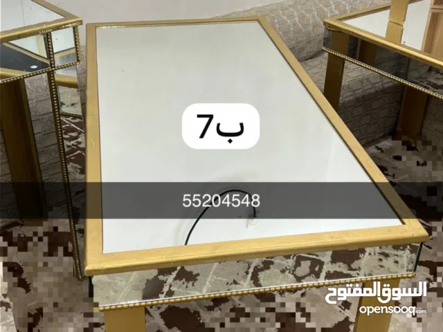 للبيع طاولات
