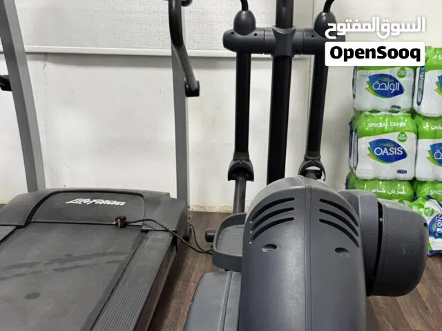 بيع جهاز مشي مستعمل ( قابل لتفاوض)Treadmill