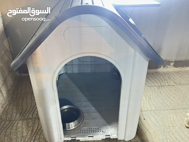 بيت كلب حجم كبير مستعمل اشي بسيط بحالة ممتازة