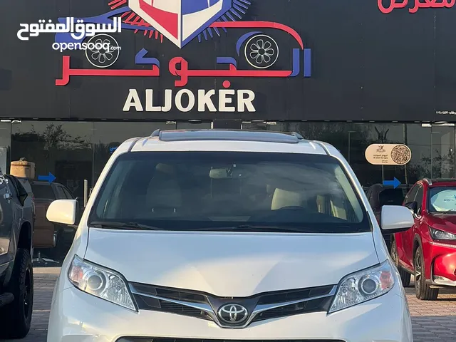 Toyota Sienna 2017 in Al Batinah