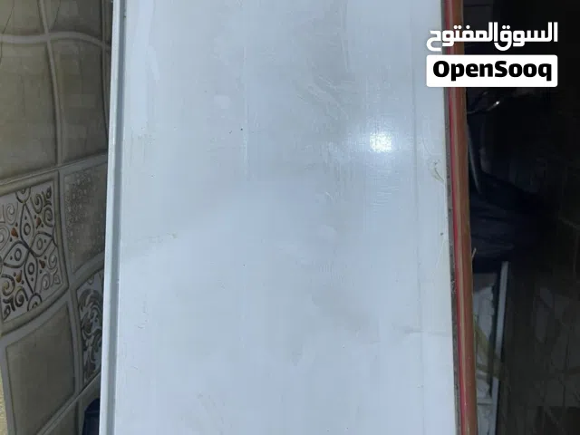 سفينه مواد غذائيه خمس مترات ونص