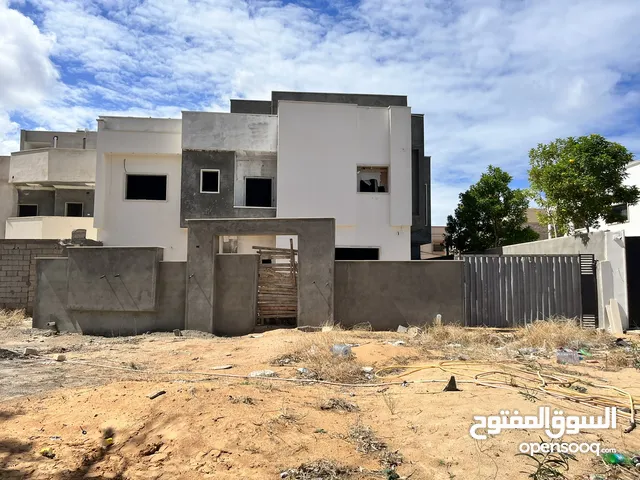 500m2 More than 6 bedrooms Villa for Sale in Tripoli Al-Serraj