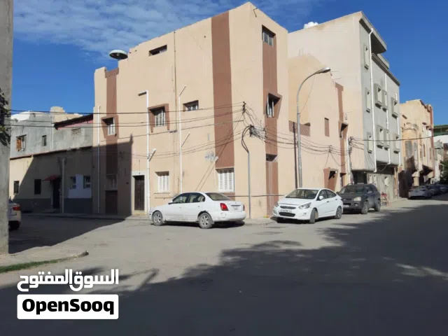 زوز حياش للبيع مدخولهم الشهر 12الف