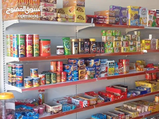 محل بقاله (دكان /ماركت) للبيع في صحار