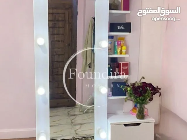 دولاب اكسسوار بادراج شيك جدا