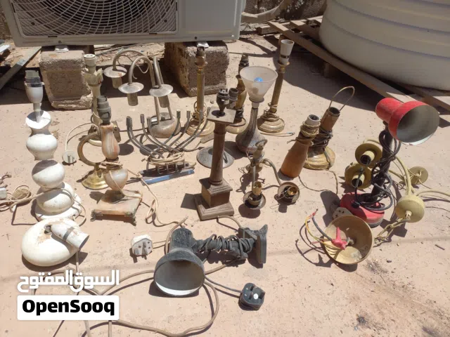 ثريات وتيب الام انتيكا قديمات جدا