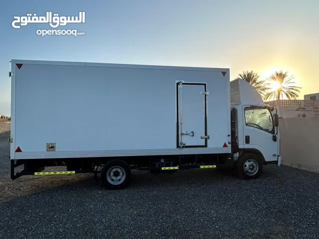 Truck for rent شاحنة للايجار