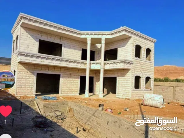 220 m2 4 Bedrooms Villa for Sale in Jericho Al Quds St.