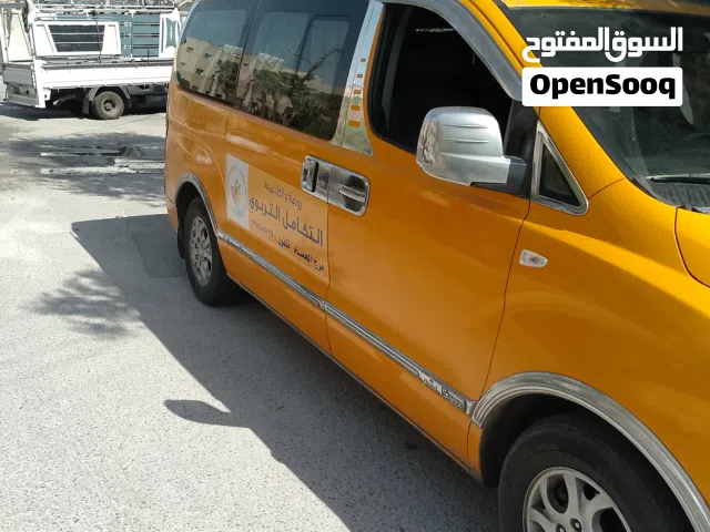 2010 هيونداي H 100