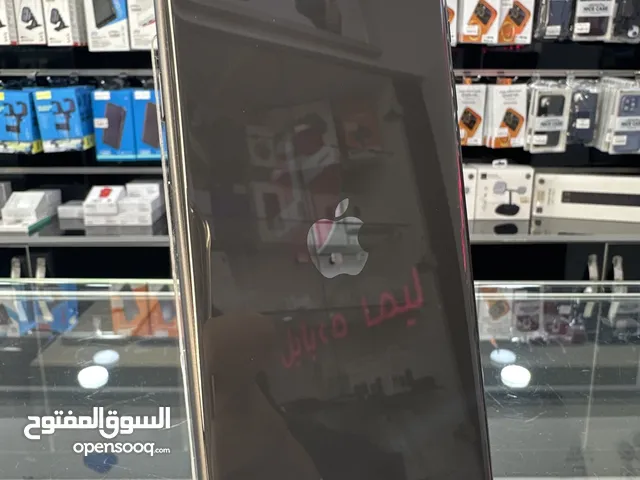 Apple iPhone SE 128 GB in Amman