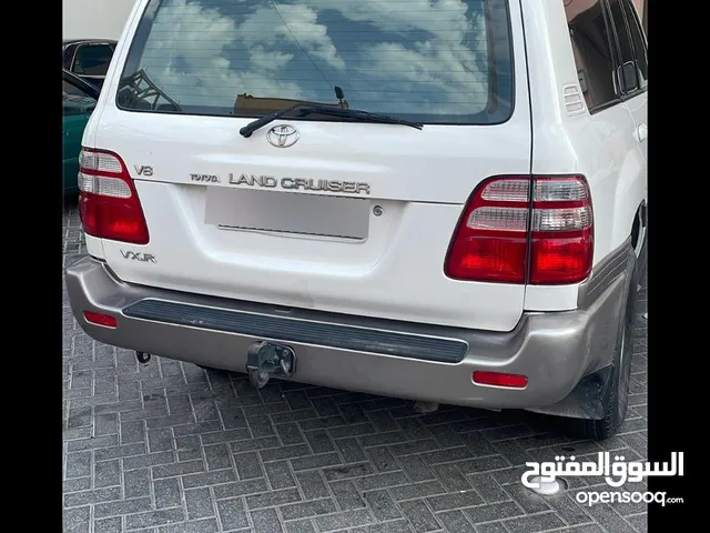 للبيع لند كروزر v8 2000