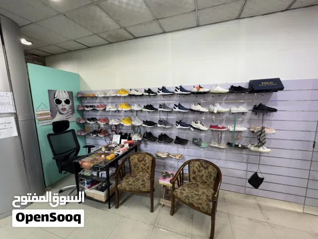 محل ملابس (Boutique) جاهز للبيع أو للإيجار – موقع مميز في الجاردنز