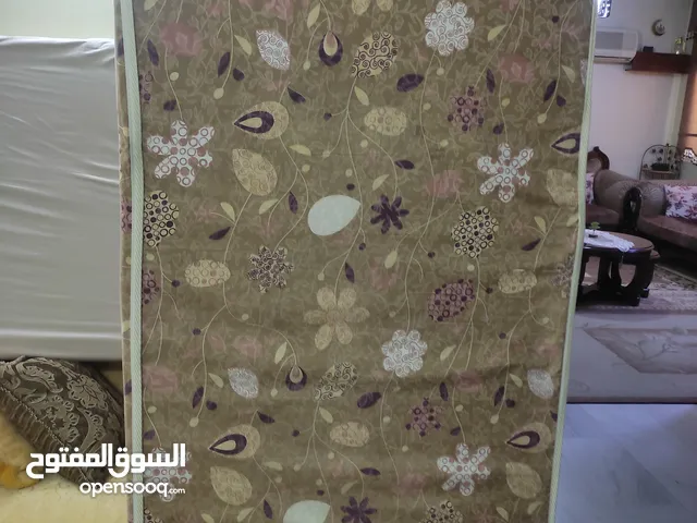 فرشة اسفنج ضغط مفرد 190x90x15 بحاله جيده فرشة اسفنج ضغط مفرد 190x90x15 بحاله جيده