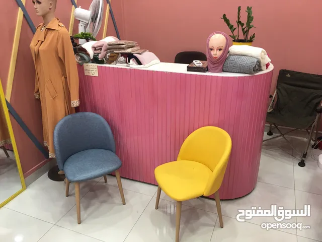 كاونتر مستعمل بحالة ممتازة Sales Counter Used in Good Condition