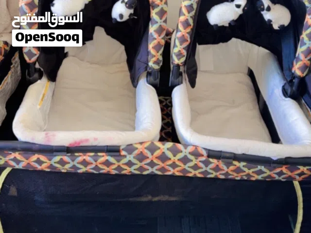 Small twins bed