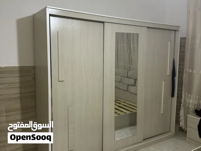 غرفة نوم كاملة لم تستعمل