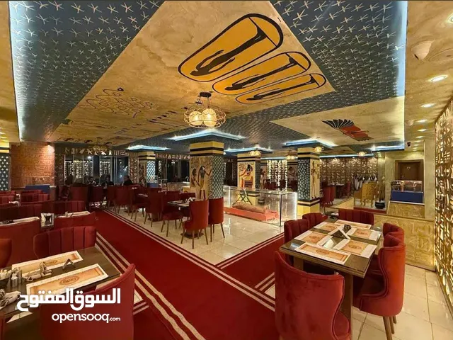 للبيع مطعم وكافيه بالمنطقه السياحية المدخل الرئيسي للأفواج السياحية بميدان مجمع الأديان مصر القديمة