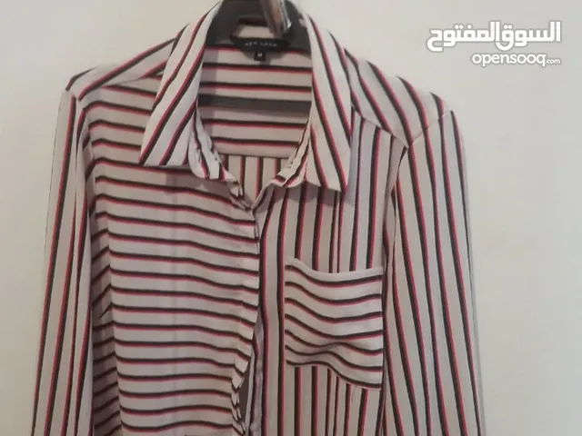 للبيع قمصان قياس سمول