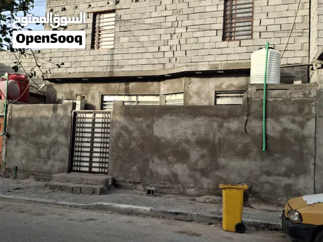 بيت للبيع في القبله حي القائم منطقه ل5000 قرب حسينة الشيخ الخليل المساحه 135 طابقين بناء 2026 يحتوي